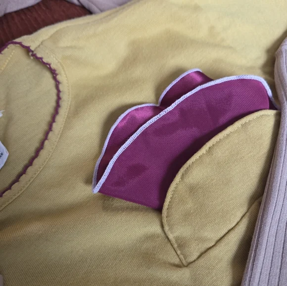 XS/S Mixed Textured Tops - Picture 6 of 12